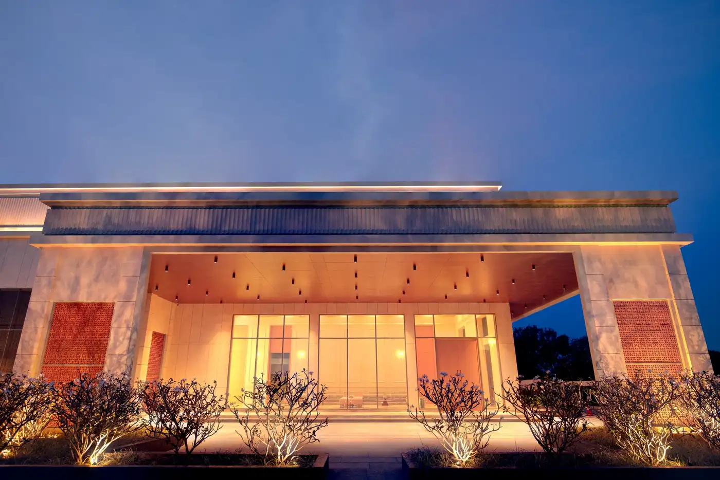 MOMENTUS gallery image 04