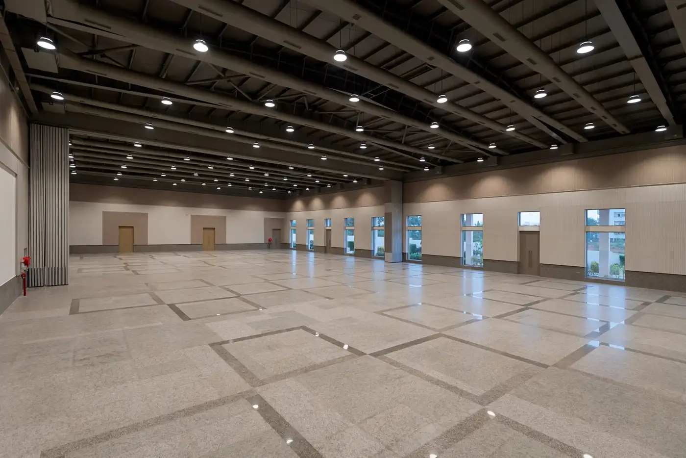 MOMENTUS gallery image 07