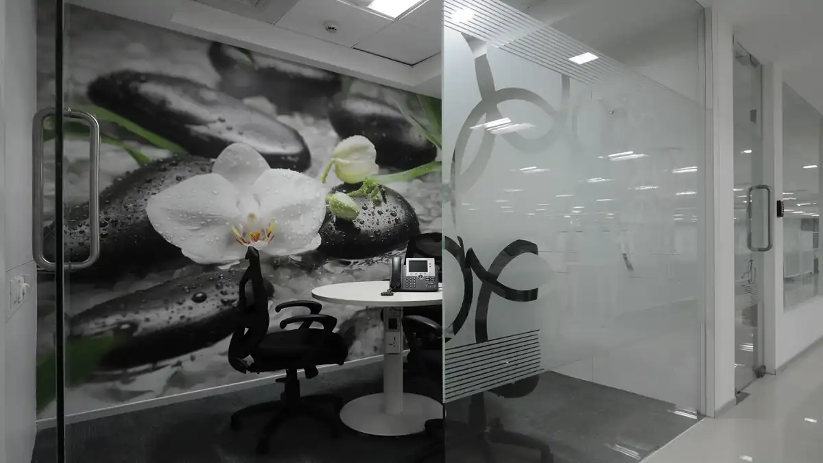 Ntt Deta gallery image 3